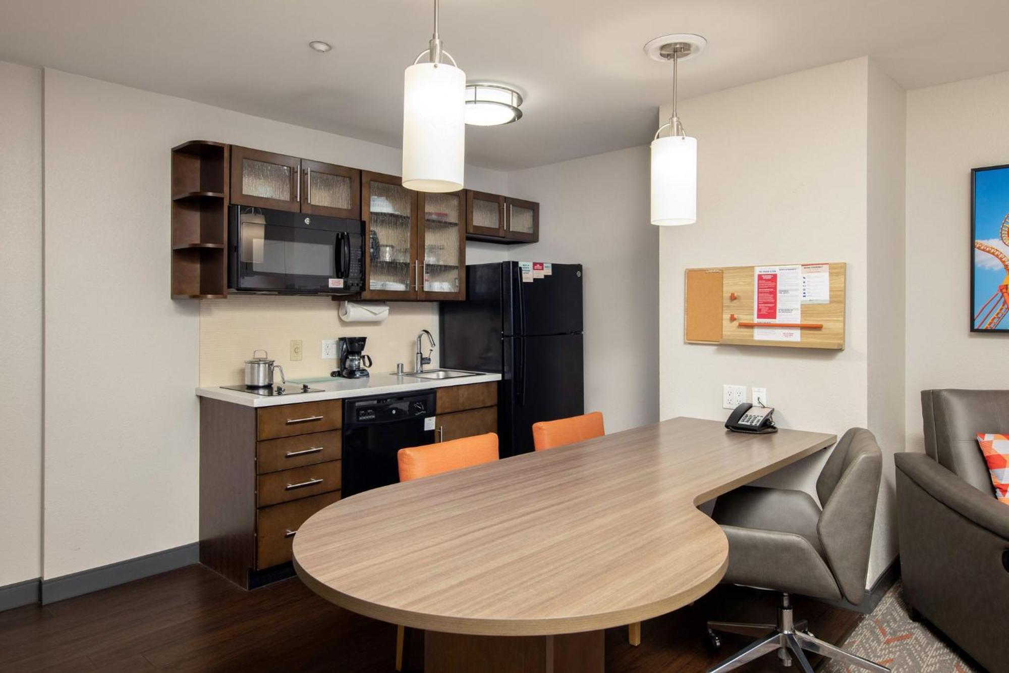 Candlewood Suites Anaheim - Resort Area By Ihg Esterno foto