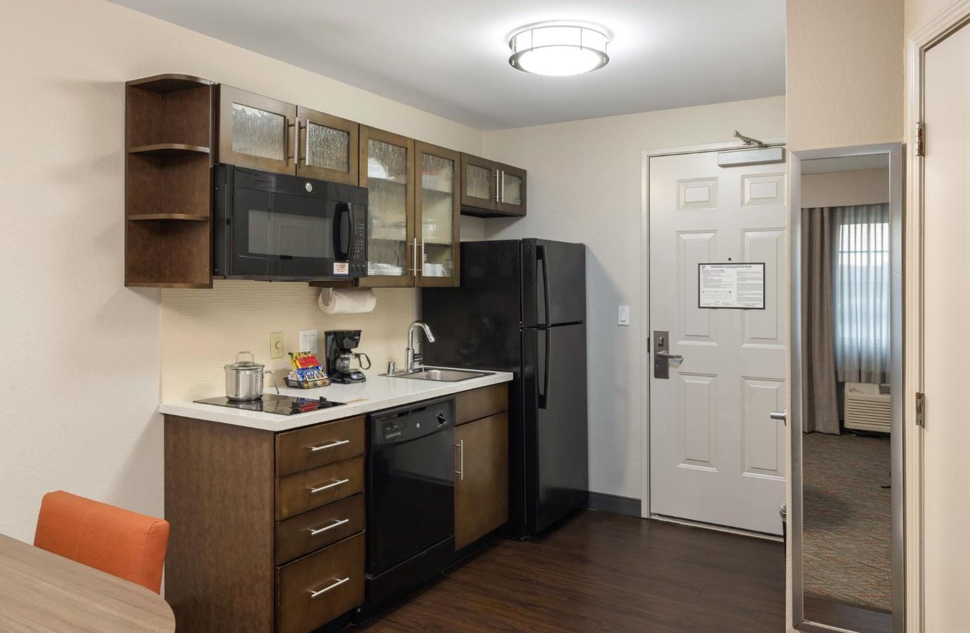Candlewood Suites Anaheim - Resort Area By Ihg Esterno foto