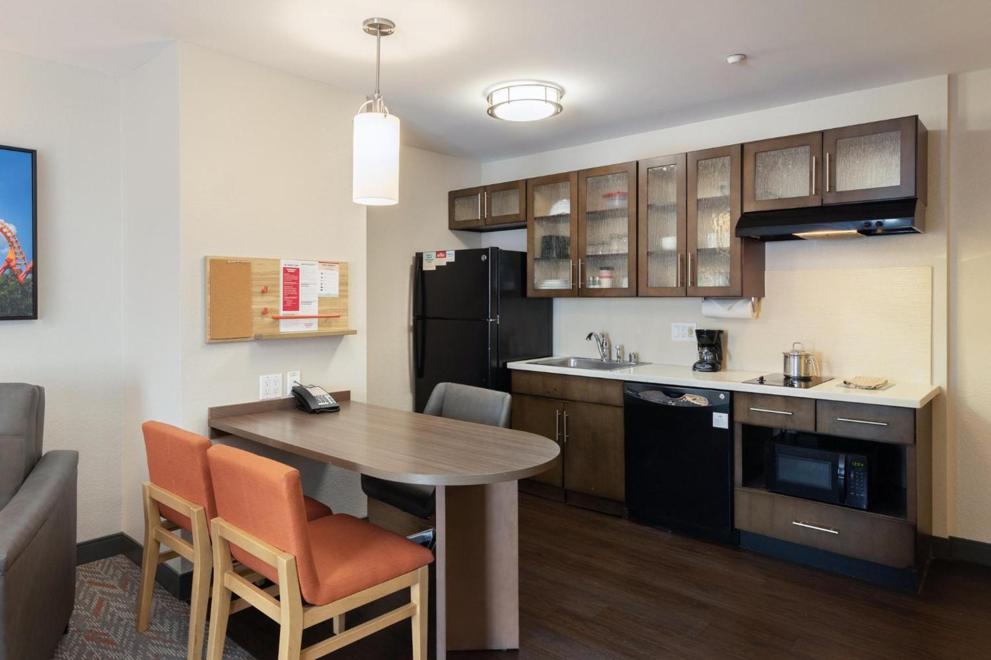 Candlewood Suites Anaheim - Resort Area By Ihg Esterno foto