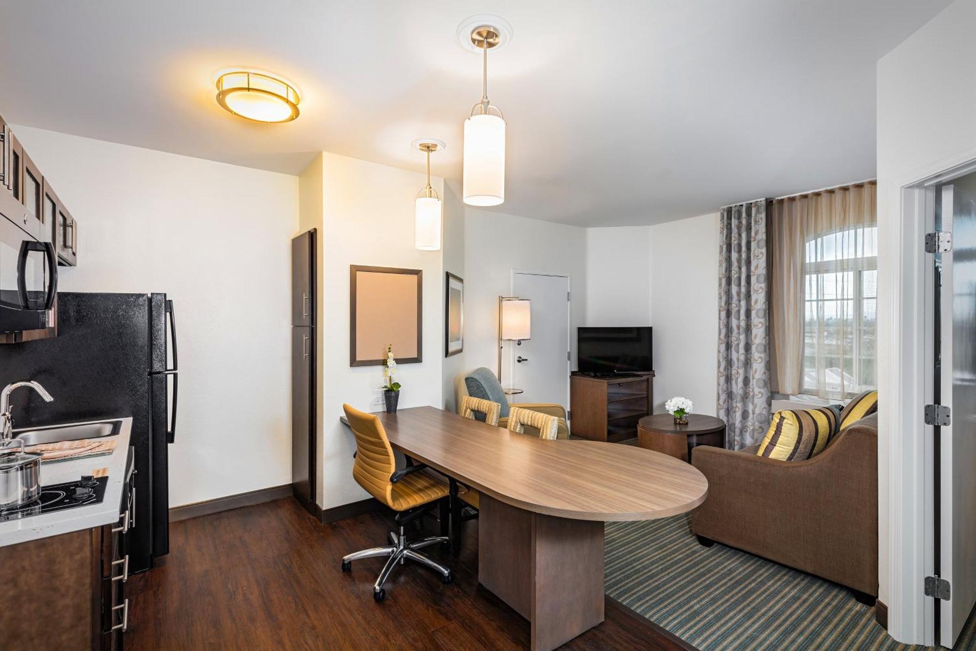 Candlewood Suites Anaheim - Resort Area By Ihg Esterno foto